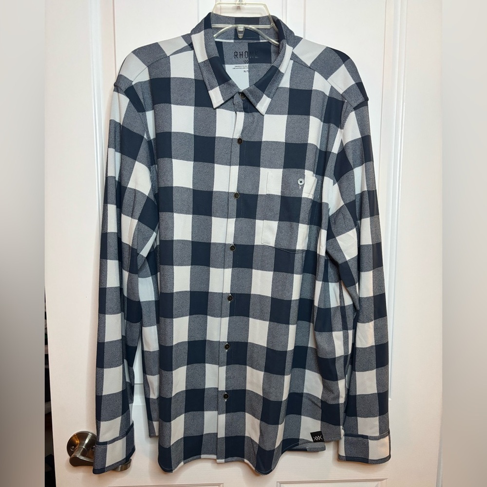 EUC RHÔNE  Men's Blue Grey & White flannel like Checkered Shirt size XL
